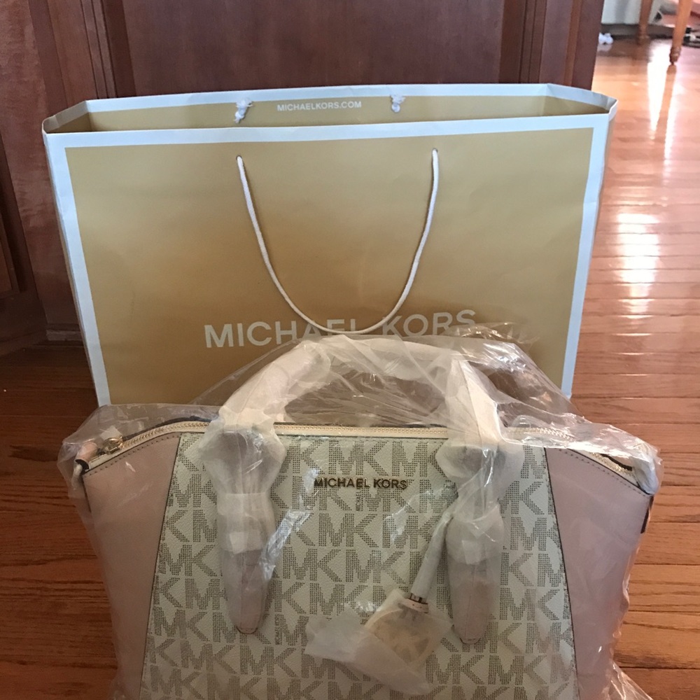 Michael Kors Ciara Large Satchel BRAND NEW!!